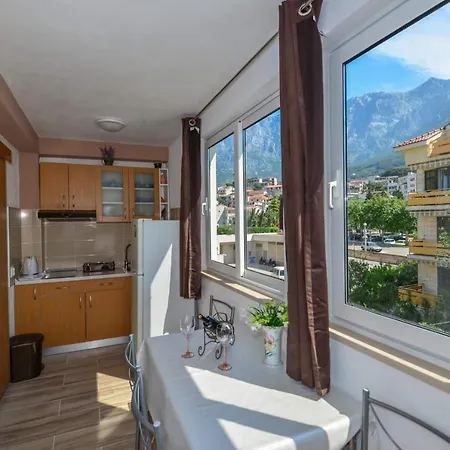 Luxury Oasis Apartman