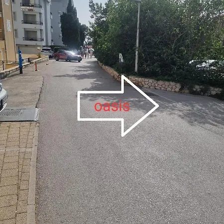 Luxury Oasis Макарска