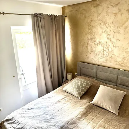 Luxury Oasis Lejlighed *