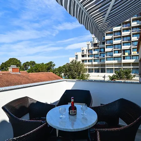 Luxury Oasis Lejlighed *