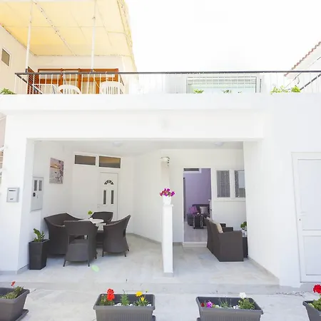 Luxury Oasis