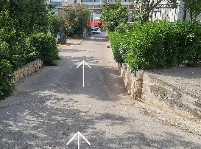 Luxury Oasis Apartment Makarska