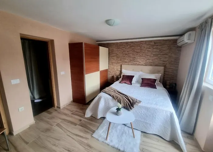 Luxury Oasis Apartman Makarska